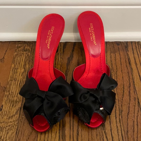 Dolce & Gabbana Heels - Picture 1 of 4